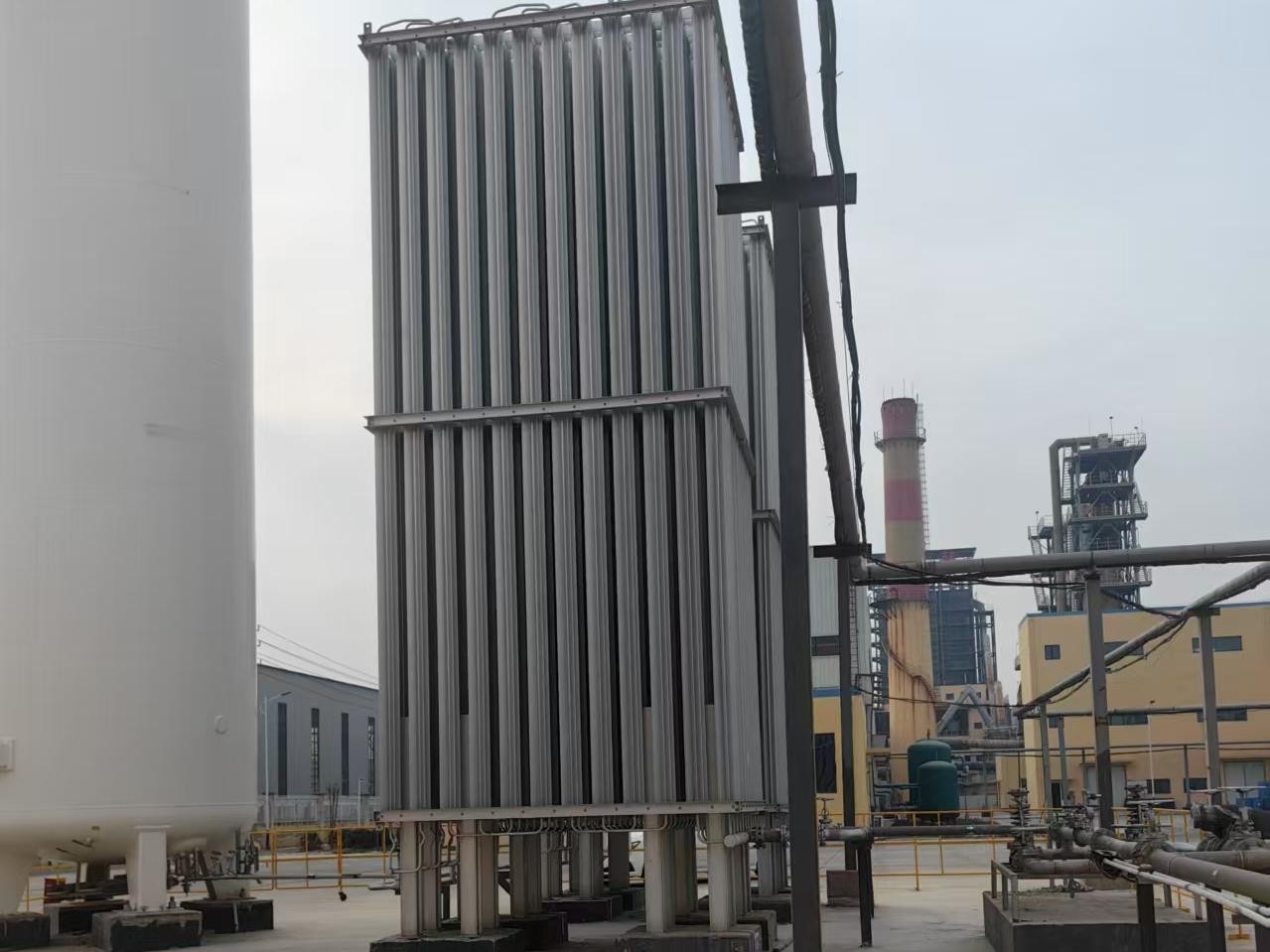 液氧3000 空温式汽化器